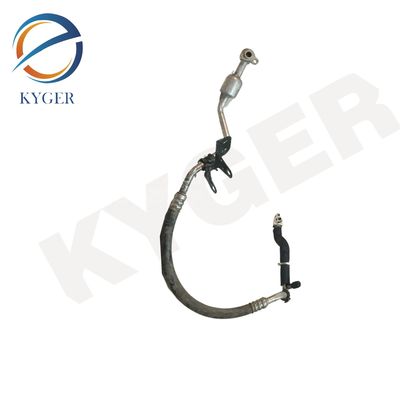 C2Z18294 উচ্চ মানের স্বয়ংচালিত যন্ত্রাংশ ইঞ্জিন কুল্যান্ট পায়ের পাতার মোজাবিশেষ রেডিয়েটর জলের পায়ের পাতার মোজাবিশেষ জল পাইপ Jaguar XF 2009 - 2015 X250 এর জন্য উপযুক্ত