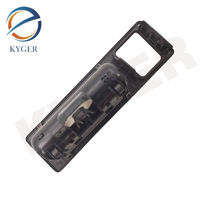 তাপ প্রতিরোধক ট্রাঙ্ক ঢাকনা হ্যান্ডেল শক্তি সাশ্রয়ী BMW F18 51247368753 এর জন্য