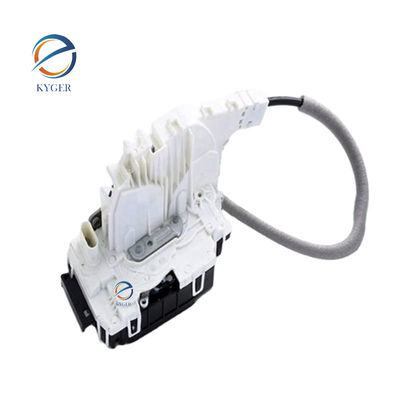 2047304235 উচ্চ মানের অটো পার্টস রিয়ার ডান দরজা লক লক অ্যাকুয়েটর 204 730 42 35 মের্সেডস-বেঞ্জ W212 E200 E250 E260 E350 এর জন্য